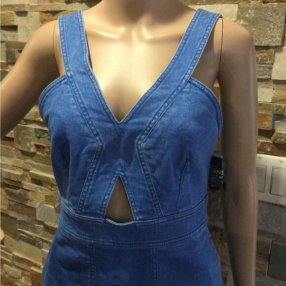 STELLA McCARTNEY Light blue denim keyhole Cutout Sundress W/ Pockets - Picture 5 of 13